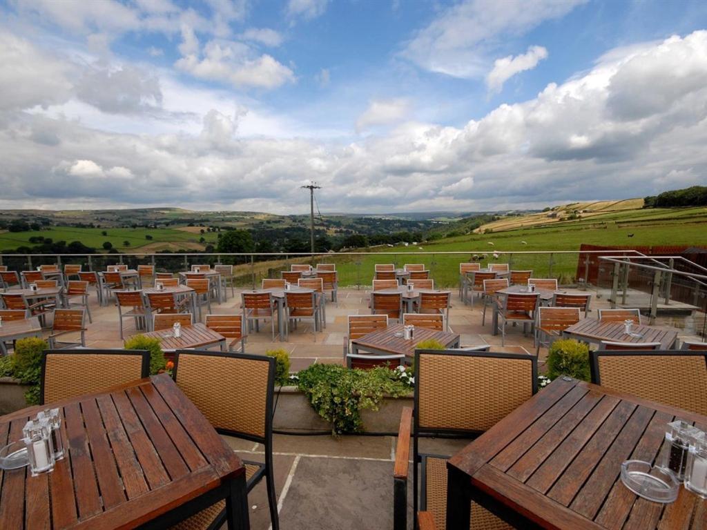 The Fleece Inn At Barkisland Ripponden Bagian luar foto